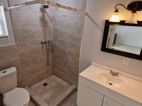 606 18th Ave N in Myrtle Beach, SC - Building Photo - Building Photo