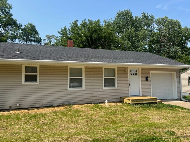 409 Anderson St in Warrensburg, MO - Building Photo - Building Photo