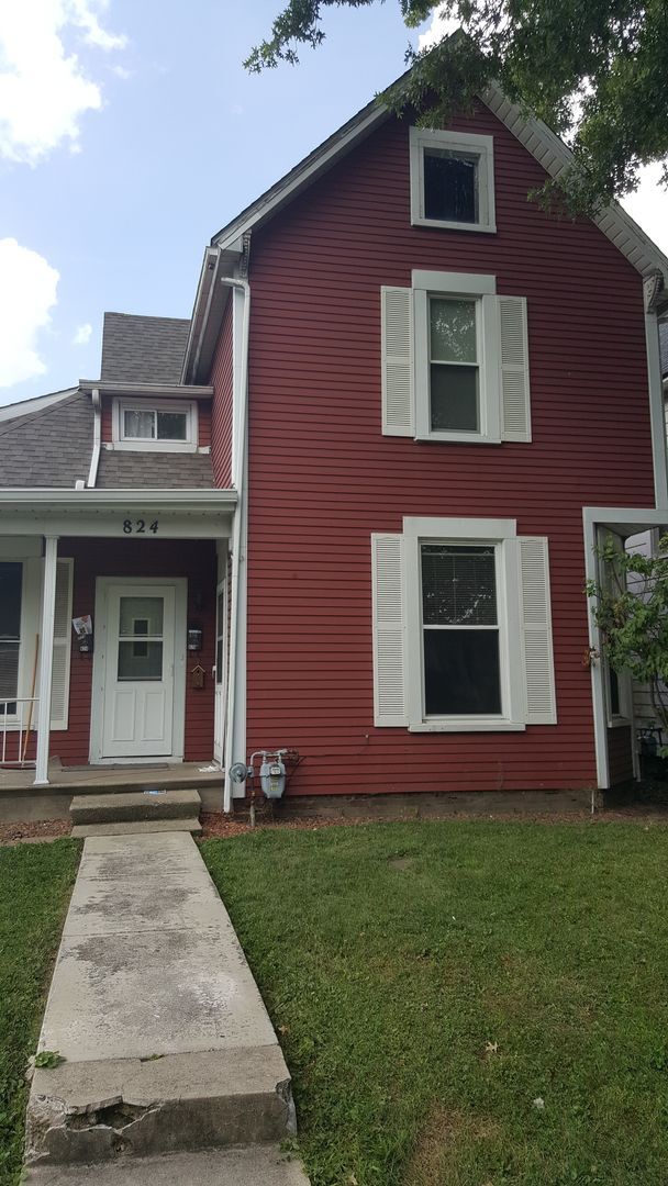 826 W Ashland Ave in Muncie, IN - Building Photo - Building Photo