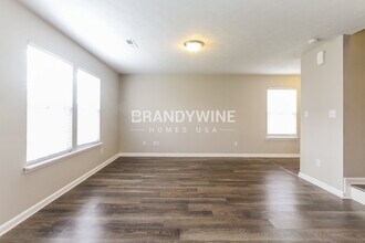 8043 Fisher Bend Dr in Indianapolis, IN - Foto de edificio - Building Photo