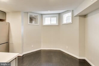 1724 21st St NW in Washington, DC - Foto de edificio - Building Photo