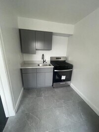 4037 Edgewood Rd photo'