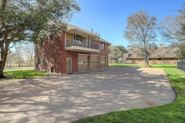 property at 5205 Orange St