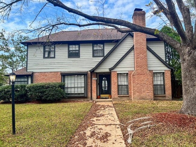 2330 Walnut Ridge Dr