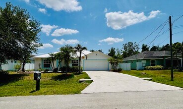 5473 NW Carla Ct in Port St. Lucie, FL - Building Photo - Building Photo