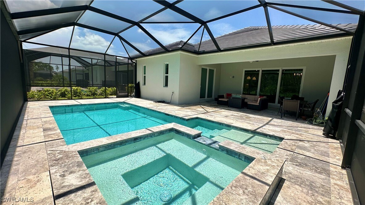 14105 Blue Bay Cir in Ft. Myers, FL - Building Photo