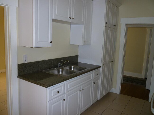261 Parke St in Pasadena, CA - Building Photo - Building Photo