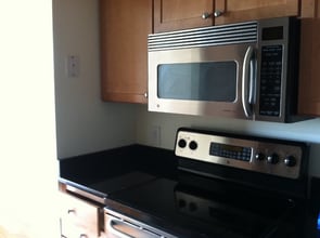 2230 George C Marshall Dr in Falls Church, VA - Building Photo - Building Photo