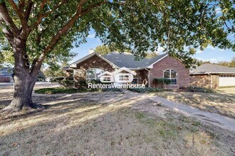 8901 Marti Ln in Fort Worth, TX - Building Photo - Building Photo