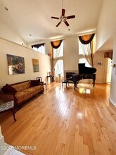 85 Mira Vista Ct in Holmdel, NJ - Building Photo - Building Photo