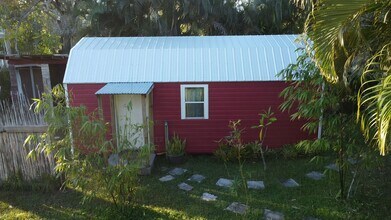 2204 51st Street Blvd E in Bradenton, FL - Building Photo - Building Photo