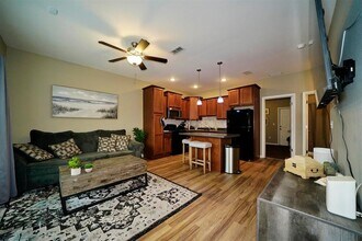 1992 Green Castle Ln in Tallahassee, FL - Building Photo - Building Photo