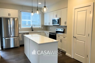 20935-20925 25 Ave NW in Edmonton, AB - Building Photo