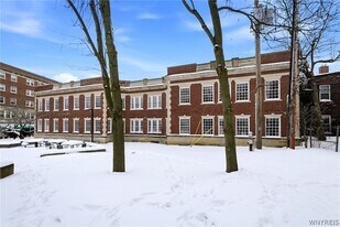 40 North St in Buffalo, NY - Building Photo