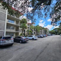 3070 NW 48th Terrace in Lauderdale Lakes, FL - Building Photo