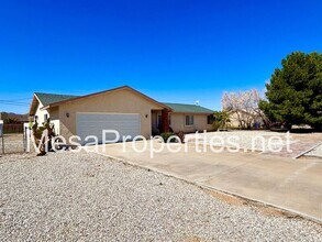 16612 Osage Rd in Apple Valley, CA - Building Photo - Building Photo