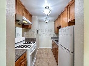 2040 Sierra Rd in Concord, CA - Building Photo - Building Photo