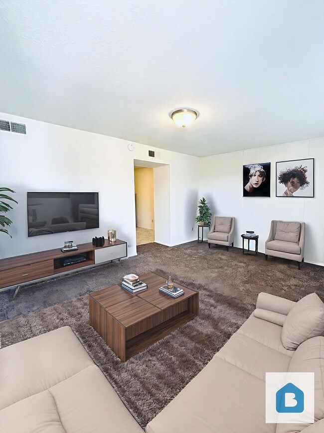 property at 33 University Dr