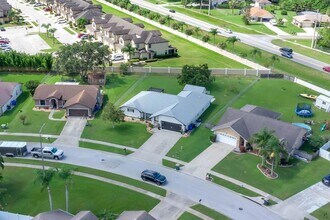 2414 Sweetwater Blvd in St. Cloud, FL - Building Photo - Building Photo