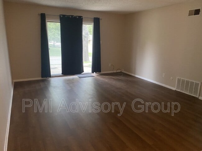 property at 3101 SW Macvicar Ave