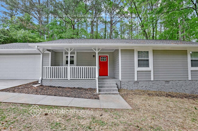 property at 3102 S Oak Ct SE