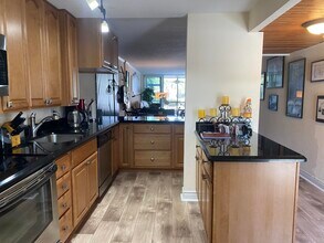 3 Royal Palm Way in Boca Raton, FL - Building Photo - Building Photo