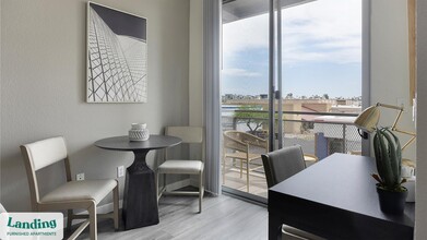 1811 E Apache Blvd in Tempe, AZ - Building Photo - Building Photo