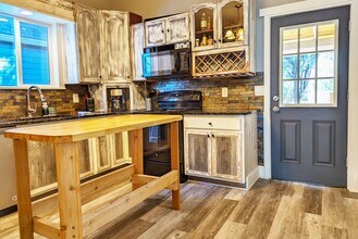 705 E Kiowa St in Colorado Springs, CO - Building Photo - Building Photo