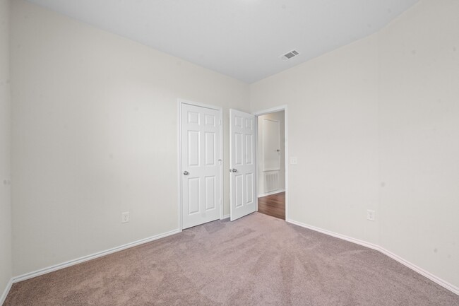 property at 25919 Llano Knoll Ln