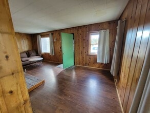 1701 Old Mammoth Rd in Mammoth Lakes, CA - Building Photo - Building Photo