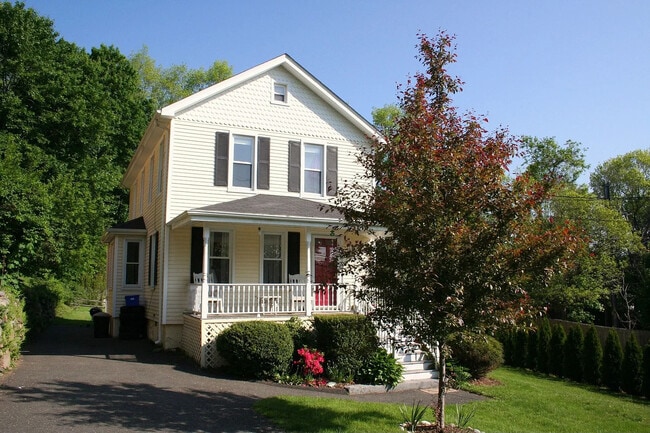 105 Richmond Hill Rd