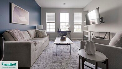 302 Constitution Ave in Bayonne, NJ - Building Photo - Building Photo