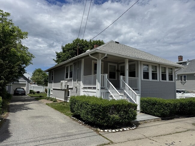 property at 5 Adams St