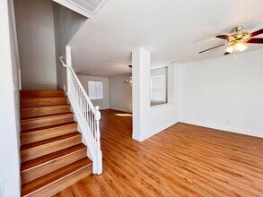 5305 Franklin Grove St in North Las Vegas, NV - Building Photo - Building Photo