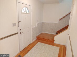 609 Mann Rd in Deale, MD - Building Photo - Building Photo