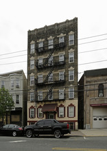 4614-4616 Park Ave in Weehawken, NJ - Foto de edificio - Building Photo