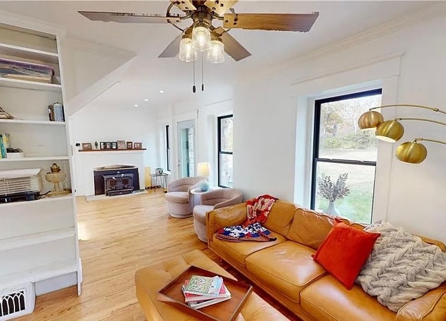 property at 3101 E 91st St