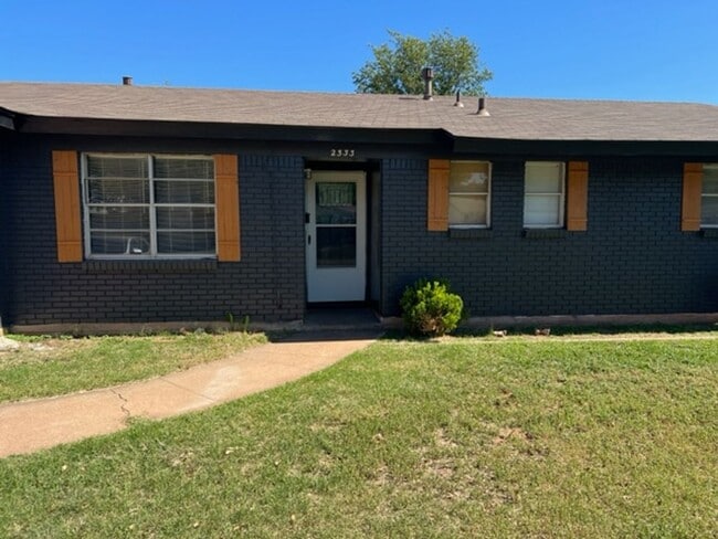 2333 Marsalis Dr in Abilene, TX - Building Photo - Building Photo