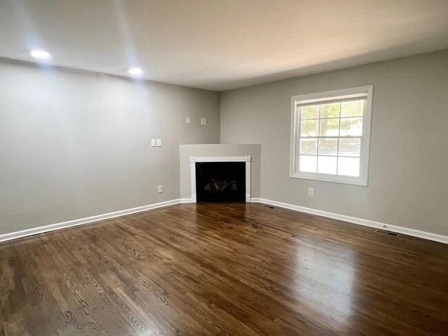 218 Hickory Forest Rd in Chapel Hill, NC - Building Photo - Building Photo
