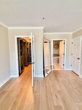 100 Harborview Dr in Baltimore, MD - Building Photo - Building Photo