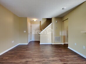 7730 Hillsdowne Cir in Maineville, OH - Building Photo - Building Photo