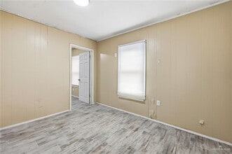 11 N 20th St in McAllen, TX - Building Photo - Building Photo