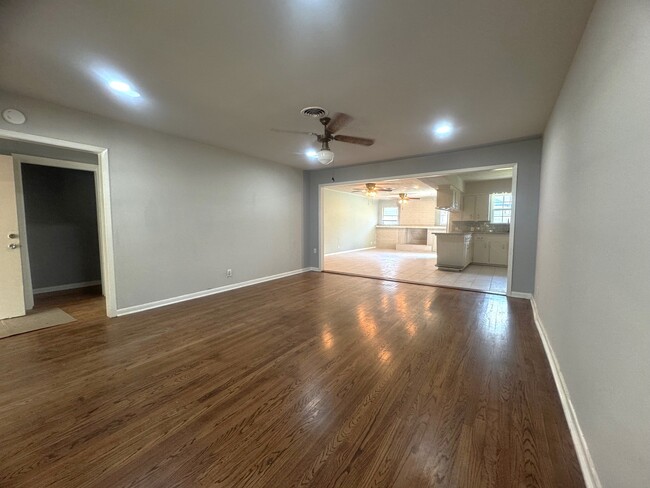 1518 Johanna Dr in Houston, TX - Building Photo - Building Photo