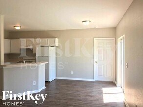 2701 Yamada Ln in North Port, FL - Building Photo - Building Photo