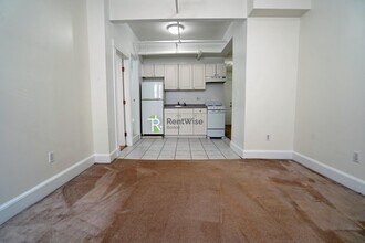 14 Orkney Rd, Unit A in Boston, MA - Building Photo - Building Photo