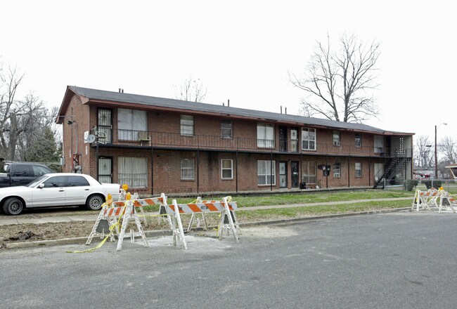 1161 Azalia St in Memphis, TN - Foto de edificio - Building Photo