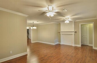 3825 Hawick Ln in Dallas, TX - Building Photo - Building Photo
