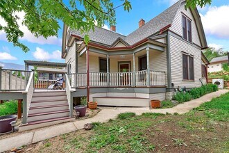 3422 W Pikes Peak Ave in Colorado Springs, CO - Building Photo - Building Photo