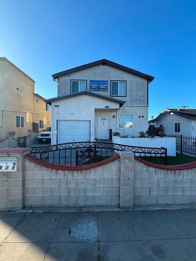 property at 428 W 109th Pl