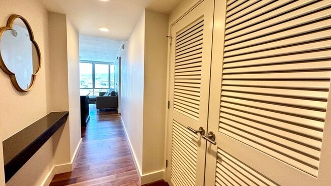 1189 Waimanu St in Honolulu, HI - Building Photo - Building Photo